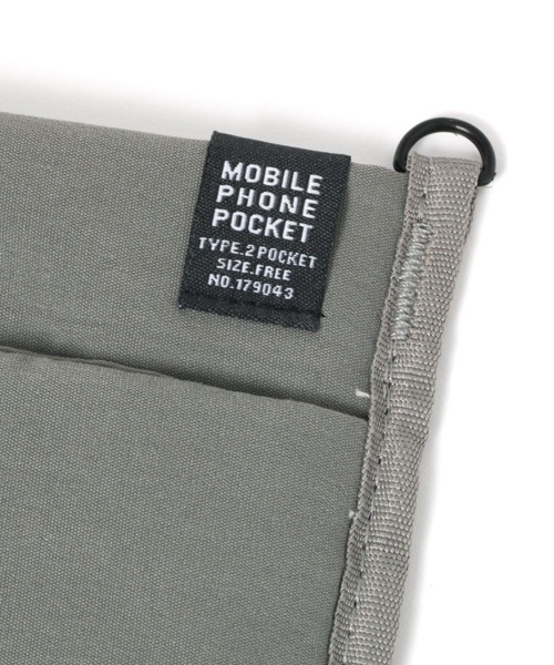 LAKOLE(ラコレ)の「スマホポケット / 105356(スマホグッズ・レディース・アイボリー/チャコール/ベージュ/グレー・FREE)」の6枚目の写真