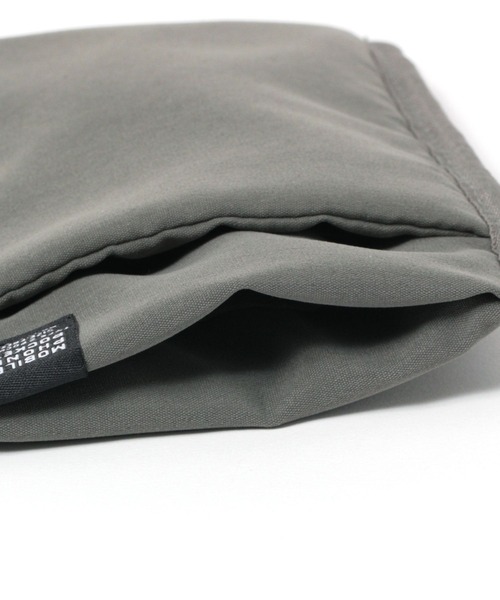 LAKOLE(ラコレ)の「スマホポケット / 105356(スマホグッズ・レディース・アイボリー/チャコール/ベージュ/グレー・FREE)」の8枚目の写真