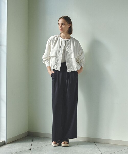 UNFILO(アンフィーロ)の「イージーチノ ワイドパンツ(その他パンツ・レディース・ネイビー系/ホワイト系/ベージュ系・X-SMALL/SMALL/MEDIUM/LARGE)」の13枚目の写真