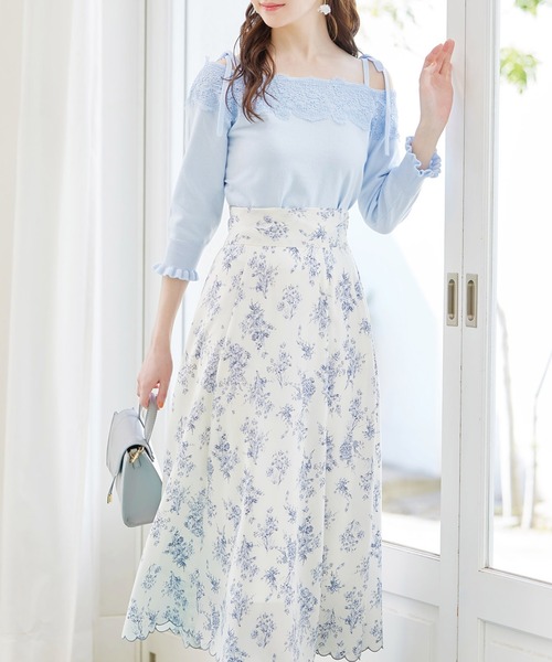 tocco closet(トッコ クローゼット)の「肩りぼん付きレース装飾オフショルニットプルオーバー(ニット/セーター・レディース・オフホワイト/ネイビー/サックスブルー・M)」の16枚目の写真
