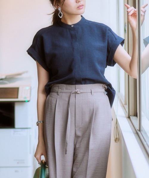 7days Life Styling（セブンデイズライフスタイリング）の「麻調合繊バンドカラー半袖ブラウス（しわになりにくい・接触冷感・ＵＶカット・洗える）（シャツ/ブラウス・レディース・モカ/ネイビー/ライトベージュ/グリーン・S/M/L/LL）」の7枚目の写真
