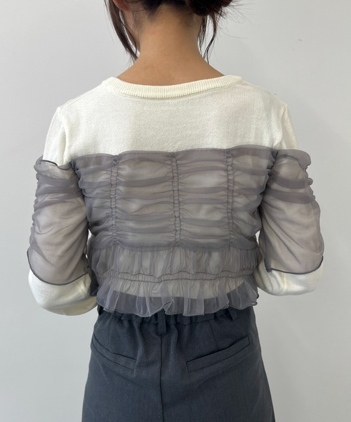 byYOUANCE（バイユアンス）の「チュールシャーリングビスチェニット（ニット/セーター・レディース・グレー・FREE）」の7枚目の写真