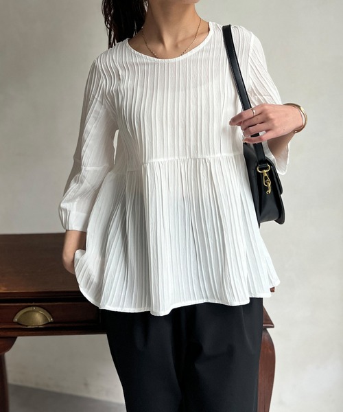 Chez toi(シェトワ)の「ふくれジャガードペプラムブラウス(シャツ/ブラウス・レディース・オフホワイト/ブラック・FREE)」の19枚目の写真