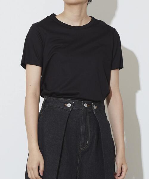 CONVERSE TOKYO(コンバーストウキョウ)の「EMBROIDERY ONEPOINT TEE(Tシャツ/カットソー・レディース・ブラック/ホワイト/キャメル・FREE)」の11枚目の写真