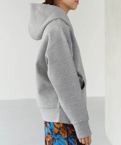 IENA（イエナ）の「ダンボールニットジップアップフーディ（パーカー・レディース・ライトグレー/ホワイト・FREE）」の8枚目の写真