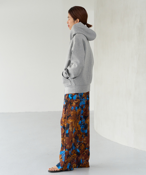 IENA（イエナ）の「ダンボールニットジップアップフーディ（パーカー・レディース・ライトグレー/ホワイト・FREE）」の12枚目の写真