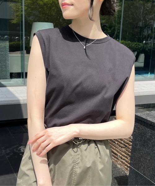 Meli rich（メリーリッチ）の「【吸水速乾・接触冷感】フレンチスリーブノースリタンク（タンクトップ・レディース・オフホワイト/ブラック/ライトグレー・FREE）」の3枚目の写真