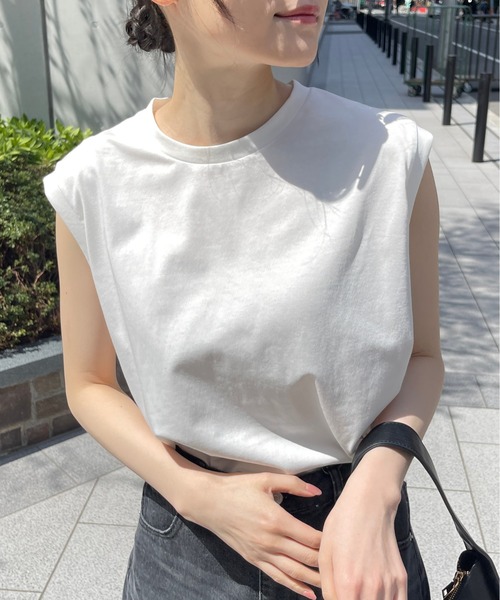 Meli rich（メリーリッチ）の「【吸水速乾・接触冷感】フレンチスリーブノースリタンク（タンクトップ・レディース・オフホワイト/ブラック/ライトグレー・FREE）」の5枚目の写真