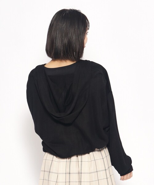 PINK-latte（ピンクラテ）の「◆【UV・接触冷感・130cmあり】シアーカノコパーカー（パーカー・キッズ・ブラック/オフホワイト/ライトパープル・13/14/15 /16）」の13枚目の写真