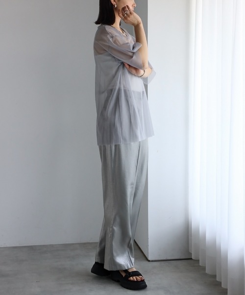 r.（アールドット）の「チュール　レイヤード　Tシャツ（Tシャツ/カットソー・レディース・アイボリー/ブラック/チャコールグレー/グレー・FREE）」の8枚目の写真