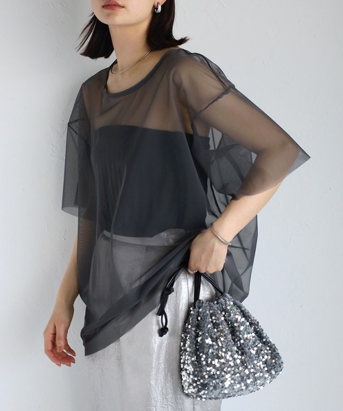 r.（アールドット）の「チュール　レイヤード　Tシャツ（Tシャツ/カットソー・レディース・アイボリー/ブラック/チャコールグレー/グレー・FREE）」の5枚目の写真