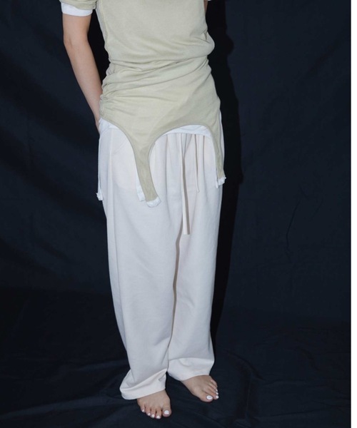 DRWCYS（ドロシーズ）の「レースアップスウェットパンツ（スウェットパンツ・レディース・オフホワイト/グレー・FREE）」の13枚目の写真