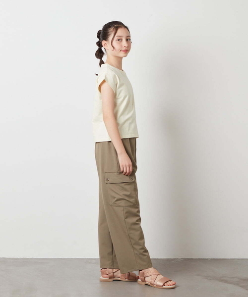 a.v.v（アーヴェヴェ）の「[20-24cm][履きやすいクッションインソール][足入れ楽ちん]クロスゴムサンダル[WEB限定サイズ]（サンダル・キッズ・ブラック/シルバー/ライトピンク・24/23/21/20/22）」の11枚目の写真