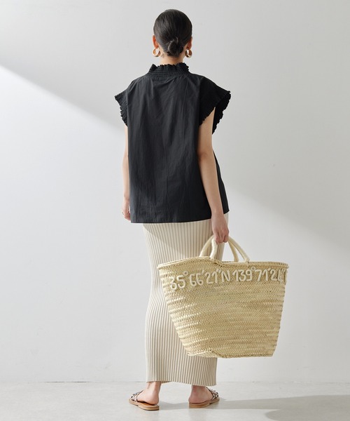 Whim Gazette（ウィムガゼット）の「シャーリングブラウス（シャツ