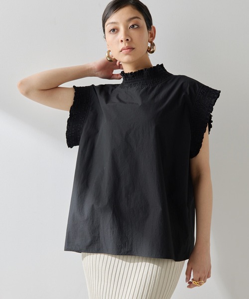 Whim Gazette（ウィムガゼット）の「シャーリングブラウス（シャツ
