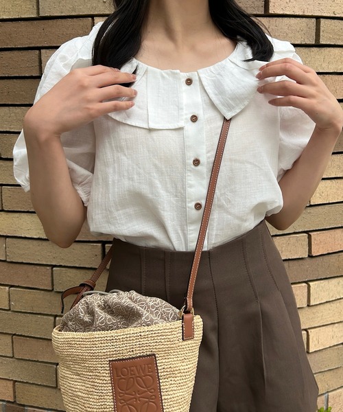 Cham.(チャム)の「フリルカラーブラウス(シャツ/ブラウス・レディース・ベージュ/オフホワイト・F)」の6枚目の写真