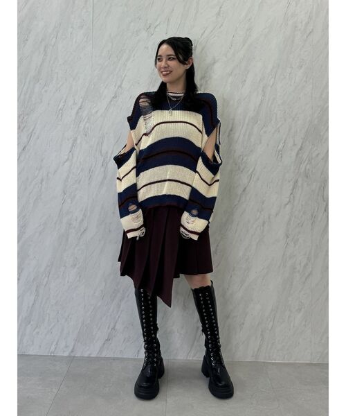 jouetie（ジュエティ）の「ベルトプリーツミディスカート（スカート・レディース・グレー/ネイビー/ボルドー・MEDIUM）」の13枚目の写真