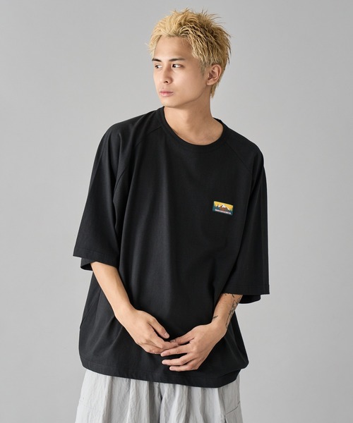kutir(クティール)の「ピスラグランTシャツ(Tシャツ/カットソー・メンズ・レッド系/ブラック/オフホワイト/ネイビー系/ブラック系/ネイビー・LARGE/MEDIUM)」の3枚目の写真