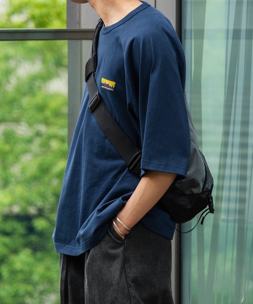 kutir(クティール)の「ピスラグランTシャツ(Tシャツ/カットソー・メンズ・レッド系/ブラック/オフホワイト/ネイビー系/ブラック系/ネイビー・LARGE/MEDIUM)」の14枚目の写真