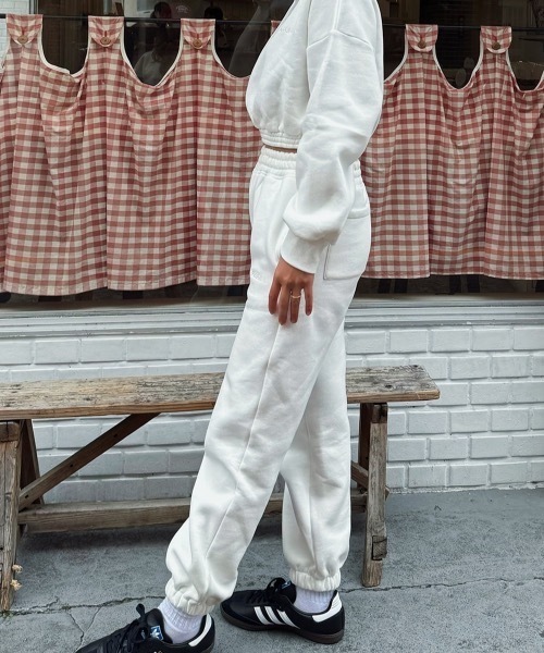 BEGELM（ビジルム）の「Long Sweat Pants（スウェットパンツ・レディース・ネイビー/ホワイト・FREE）」の3枚目の写真