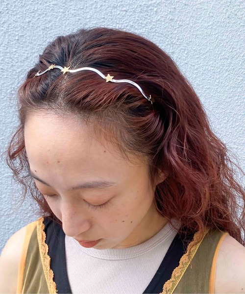 Casselini（キャセリーニ）の「Casselini(キャセリーニ)なみなみメタルカチューシャ（カチューシャ・レディース・シルバー/ゴールド/クリア・FREE）」の2枚目の写真