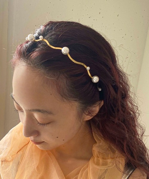 Casselini（キャセリーニ）の「Casselini(キャセリーニ)なみなみメタルカチューシャ（カチューシャ・レディース・シルバー/ゴールド/クリア・FREE）」の3枚目の写真