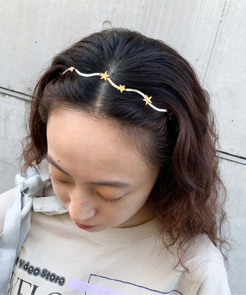 Casselini（キャセリーニ）の「Casselini(キャセリーニ)なみなみメタルカチューシャ（カチューシャ・レディース・シルバー/ゴールド/クリア・FREE）」の15枚目の写真