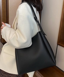 PUショルダーバッグ
