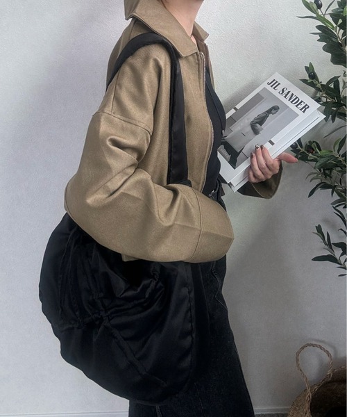 y/m by misato（イムバイミサト）の「クロスシャーリングドロストBAG（ショルダーバッグ・レディース・ブラック/アイボリー・FREE）」の12枚目の写真