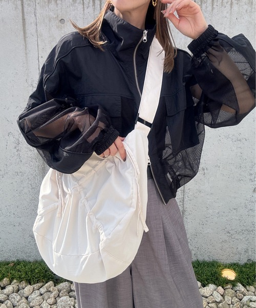 y/m by misato（イムバイミサト）の「クロスシャーリングドロストBAG（ショルダーバッグ・レディース・ブラック/アイボリー・FREE）」の8枚目の写真