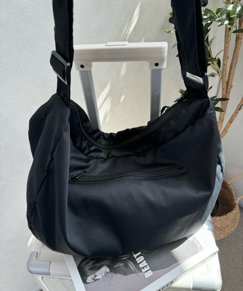 y/m by misato（イムバイミサト）の「クロスシャーリングドロストBAG（ショルダーバッグ・レディース・ブラック/アイボリー・FREE）」の18枚目の写真