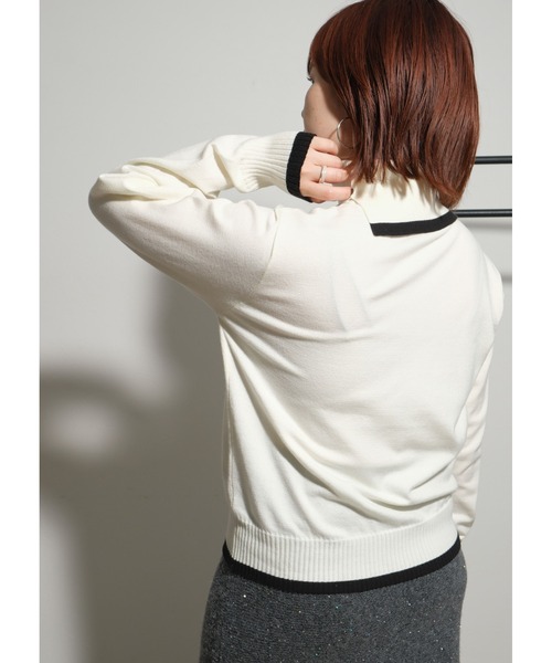 バイカラー衿スリットニット Palm Riche│Eimee Law & LHELBIE 公式