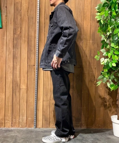Levi's(リーバイス)の「【Levi's】「555」リラックスストレートパンツ (ブラックユーズド/綿100%/アーキュエイトステッチ)(デニムパンツ・メンズ・ブラック・30inch/29inch/28inch/31inch/34inch/33inch/32inch)」の16枚目の写真