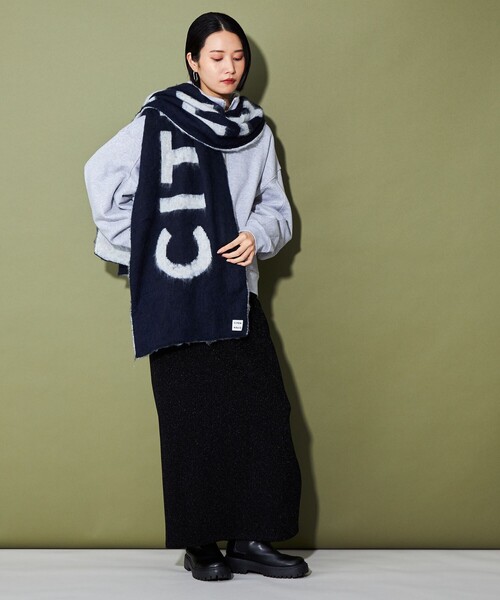 CITEN（シテン）の「＜CITEN＞ジャカードビッグストール（ストール/ショール・レディース・ダークグレー/ネイビー・FREE）」の8枚目の写真