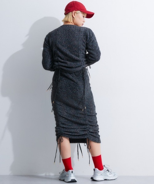 TTOL(トール)の「ドロストラメグラデニットトップス(ニット/セーター・レディース・ブラック/ブルー・L-XL/M-L)」の19枚目の写真