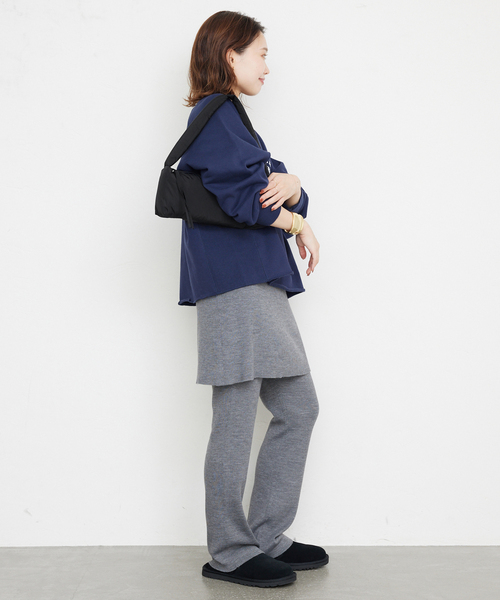 SLOBE IENA（スローブイエナ）の「kokyo/コキョウ puff bag RO001-00143（ハンドバッグ・レディース・ブラック/スカイブルー・FREE）」の8枚目の写真
