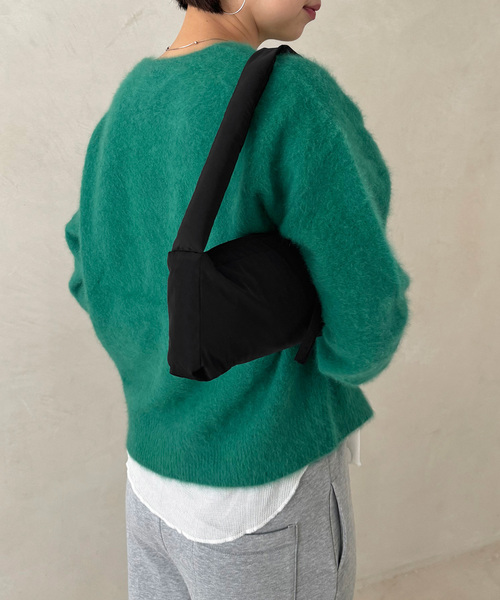 SLOBE IENA（スローブイエナ）の「kokyo/コキョウ puff bag RO001-00143（ハンドバッグ・レディース・ブラック/スカイブルー・FREE）」の14枚目の写真