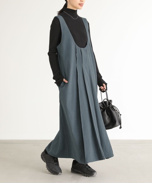 n'OrLABEL（ノアールレーベル）の「『Uネックタックジャンスカ』（ジャンパースカート・レディース・グレイッシュブルー/ブラック/アイボリー・2/1）」の19枚目の写真