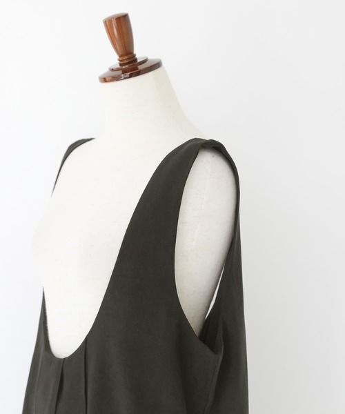 n'OrLABEL（ノアールレーベル）の「『Uネックタックジャンスカ』（ジャンパースカート・レディース・グレイッシュブルー/ブラック/アイボリー・2/1）」の11枚目の写真