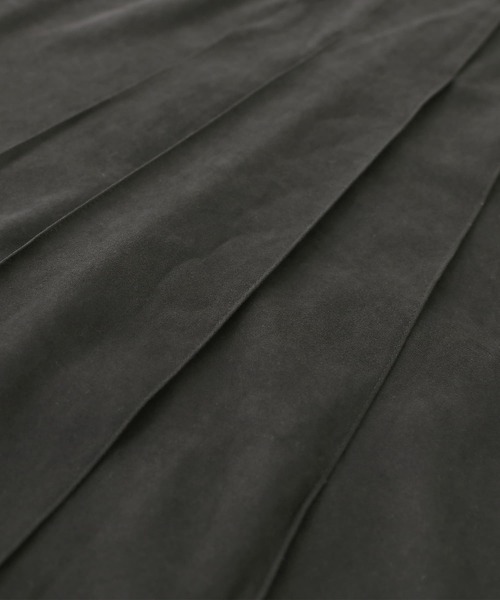 n'OrLABEL（ノアールレーベル）の「『Uネックタックジャンスカ』（ジャンパースカート・レディース・グレイッシュブルー/ブラック/アイボリー・2/1）」の4枚目の写真