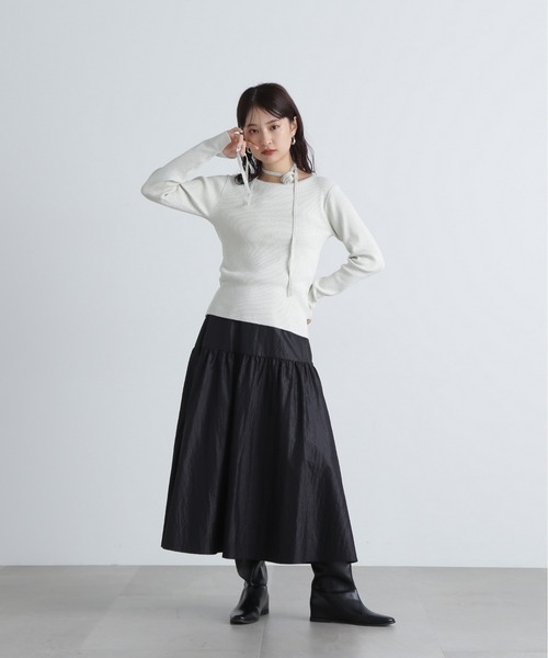 N.（N. Natural Beauty Basic）（エヌエヌナチュラルビューティーベーシック）の「◆ローズチョーカーツキニット（ニット/セーター・レディース・ホワイト系その他/ブラック系その他・MEDIUM）」の6枚目の写真
