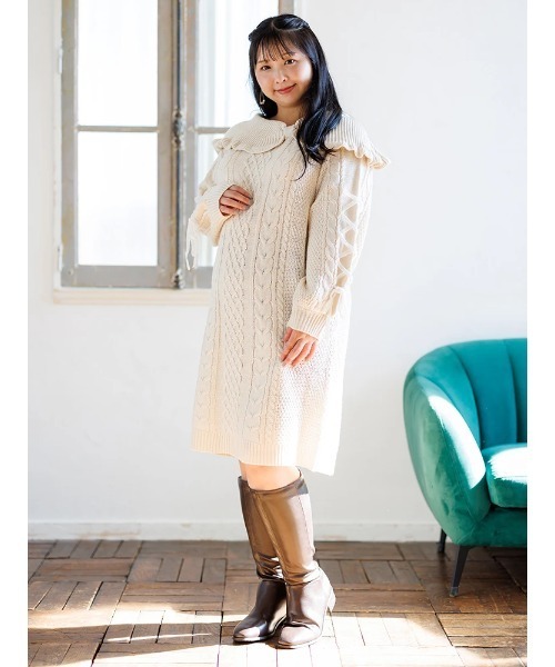 Re-J&SUPURE(リジェイアンドスプル)の「【大きいサイズ】オフショル風リボンニットワンピース(ワンピース・レディース・ホワイト/サックスブルー・X-LARGE/XX-LARGE/XXX-LARGE)」の4枚目の写真