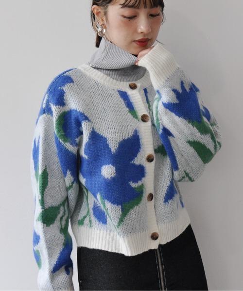 Meli rich（メリーリッチ）の「2WAYニュアンスフラワー柄ショート丈カーディガン（カーディガン/ボレロ・レディース・モカ/グレー/アイボリー・MEDIUM）」の16枚目の写真