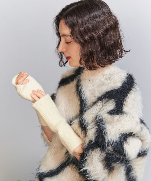 BEAUTY&YOUTH UNITED ARROWS(ビューティーアンドユースユナイテッドアローズ)の「ソフト フィンガーレス グローブ(手袋・レディース・オフホワイト/ダークグレー/ダークブラウン/レッド・FREE)」の9枚目の写真