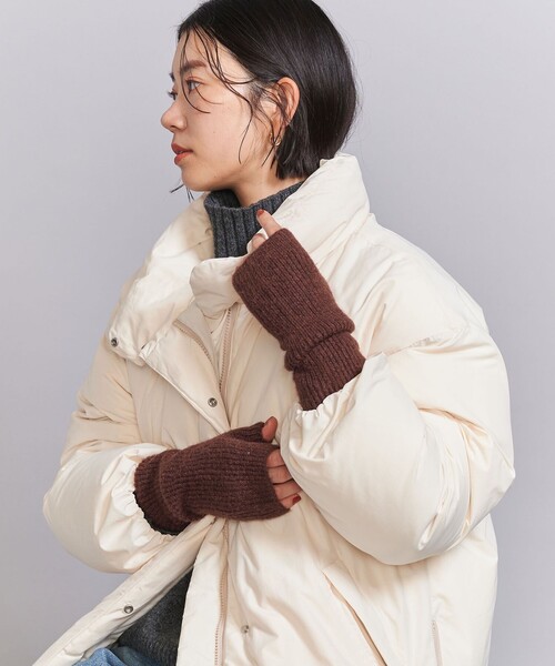 BEAUTY&YOUTH UNITED ARROWS(ビューティーアンドユースユナイテッドアローズ)の「ソフト フィンガーレス グローブ(手袋・レディース・オフホワイト/ダークグレー/ダークブラウン/レッド・FREE)」の13枚目の写真