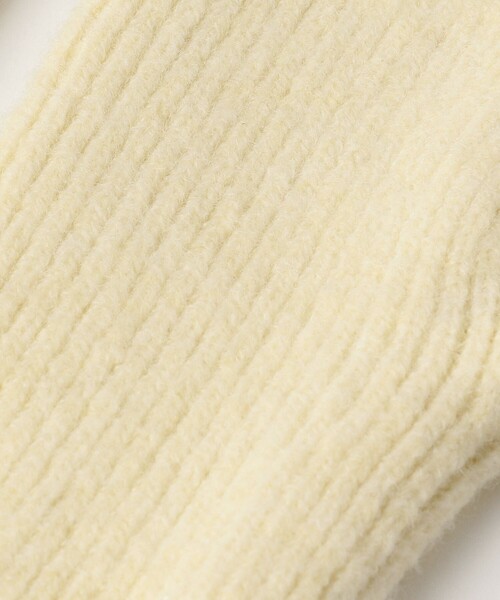 BEAUTY&YOUTH UNITED ARROWS(ビューティーアンドユースユナイテッドアローズ)の「ソフト フィンガーレス グローブ(手袋・レディース・オフホワイト/ダークグレー/ダークブラウン/レッド・FREE)」の22枚目の写真