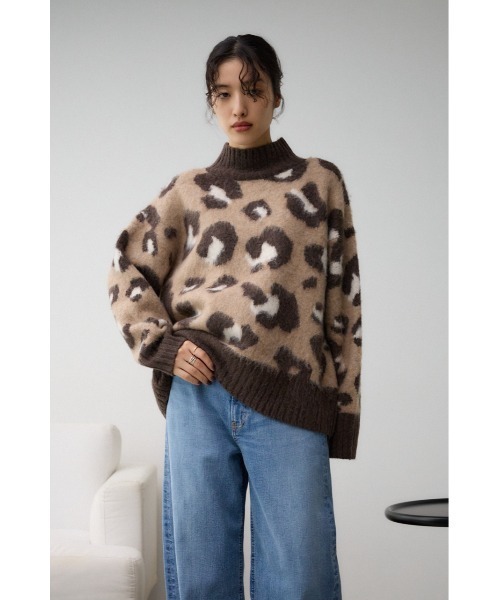AZUL by moussy(アズールバイマウジー)の「レオパートジャガードニットトップス(ニット/セーター・レディース・ベージュ系その他/グレー系その他・FREE)」の8枚目の写真
