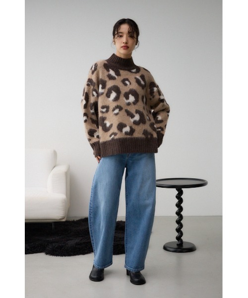 AZUL by moussy(アズールバイマウジー)の「レオパートジャガードニットトップス(ニット/セーター・レディース・ベージュ系その他/グレー系その他・FREE)」の9枚目の写真