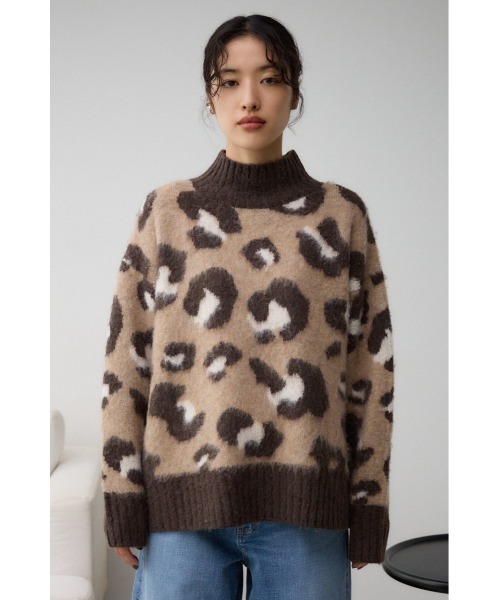 AZUL by moussy(アズールバイマウジー)の「レオパートジャガードニットトップス(ニット/セーター・レディース・ベージュ系その他/グレー系その他・FREE)」の10枚目の写真
