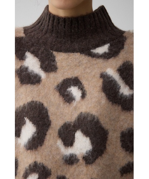 AZUL by moussy(アズールバイマウジー)の「レオパートジャガードニットトップス(ニット/セーター・レディース・ベージュ系その他/グレー系その他・FREE)」の13枚目の写真